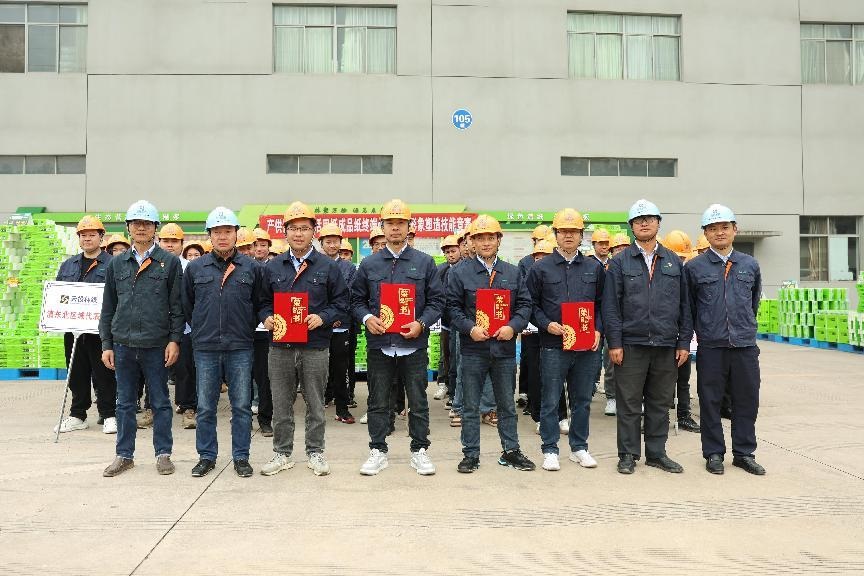 1737099907924231.jpg 640 (1).jpg